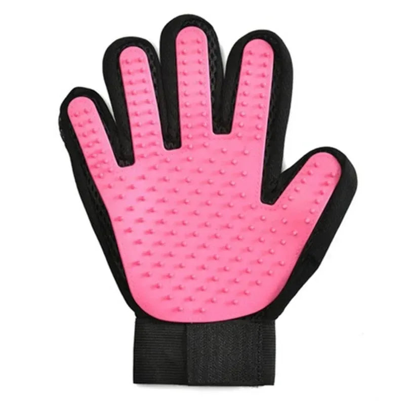 Clovertail™ Pet Grooming Gloves