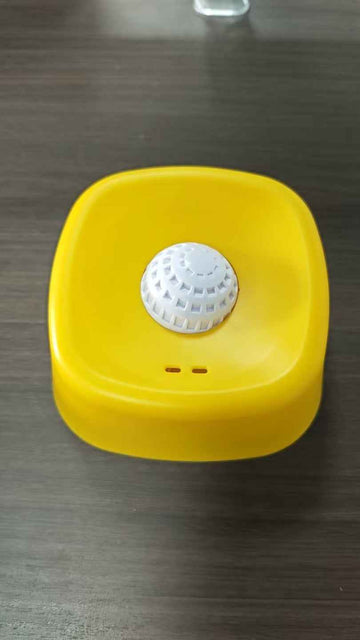 Pet Liquid Non-Slip Bone Broth Dog Licking Bowl